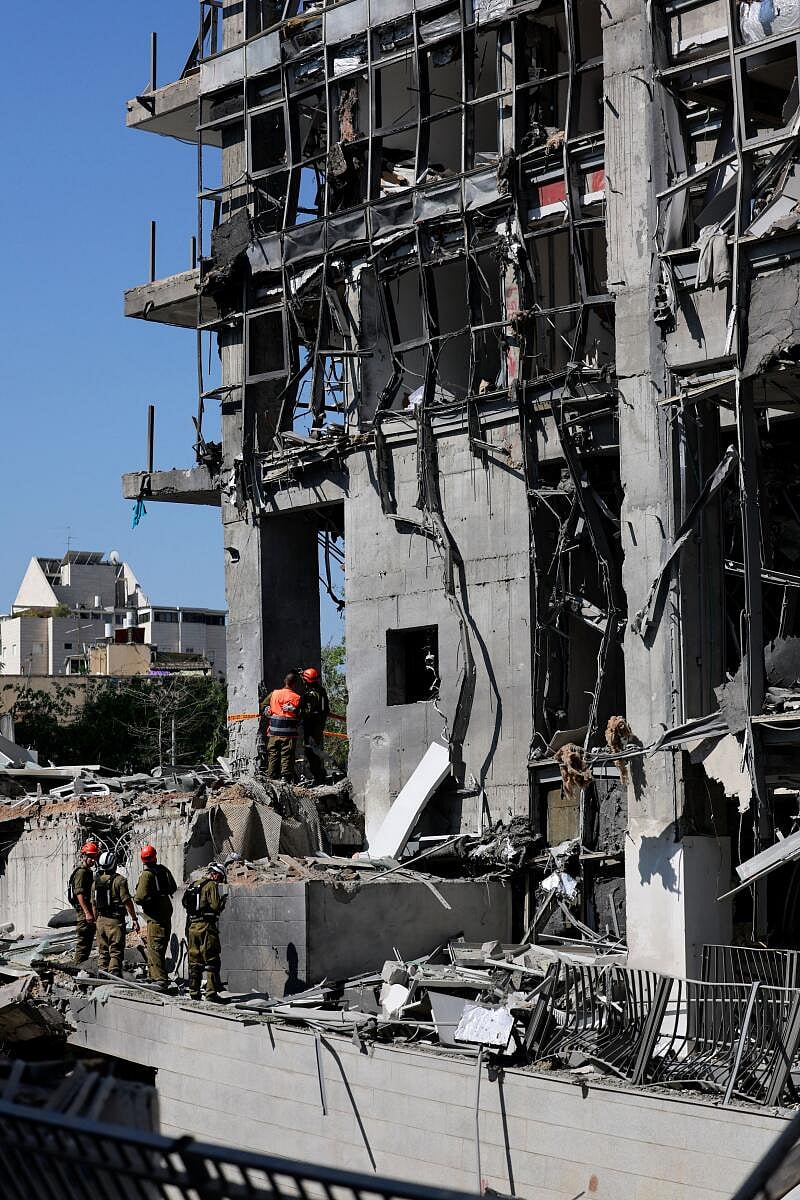 Iran–Israel Conflict: ಒಡೆದು ಚೂರಾದ ಕಟ್ಟಡಗಳು