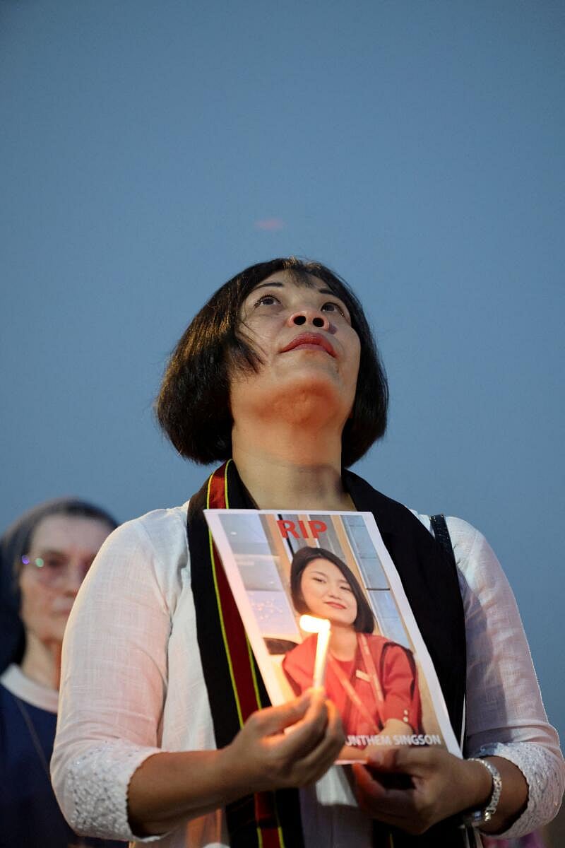 Plane Crash: ವಿಮಾನ ಸಿಬ್ಬಂದಿ ಲಾಮ್‌ನುಂಥೆಮ್ ಮೃತದೇಹ ಸ್ವೀಕರಿಸಿದ ಕುಟುಂಬಸ್ಥರು