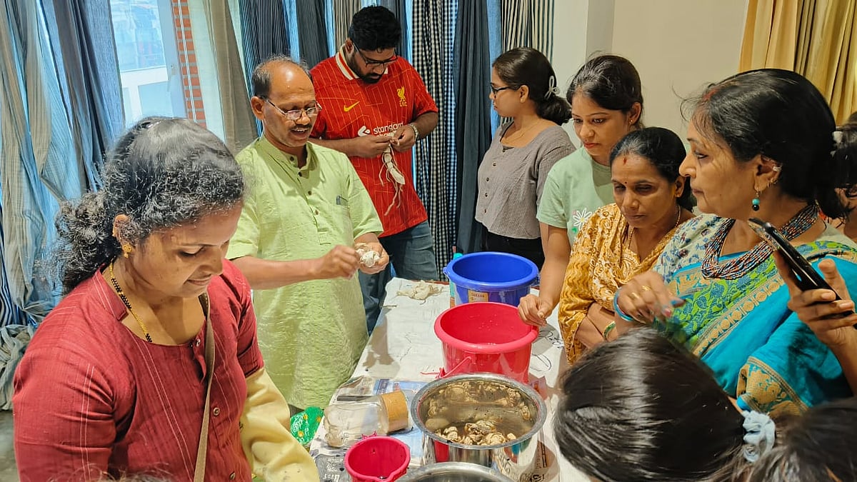 ಕೈಮಗ್ಗ ಉಳಿವಿಗೆ ಯುವ ಸಮುದಾಯವನ್ನು ಜಾಗೃತಗೊಳಿಸಿ: ಪ್ರಸಾದ್ ಬಿದ್ದಪ್ಪ 