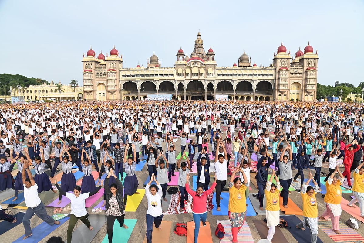 International Yoga Day | ಬೆಂಗಳೂರು ಸೇರಿ ರಾಜ್ಯದೆಲ್ಲೆಡೆ ಯೋಗ ದಿನದ ಸಂಭ್ರಮ