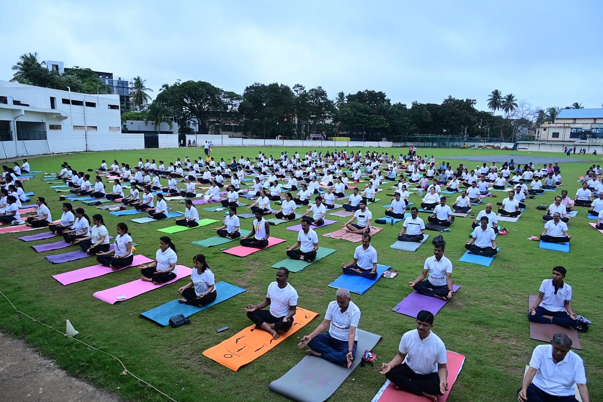 International Yoga Day | ಯೋಗದಿಂದ ಆರೋಗ್ಯ ವೃದ್ಧಿ: ಶಾಸಕ ಮಹೇಶ ಟೆಂಗಿನಕಾಯಿ