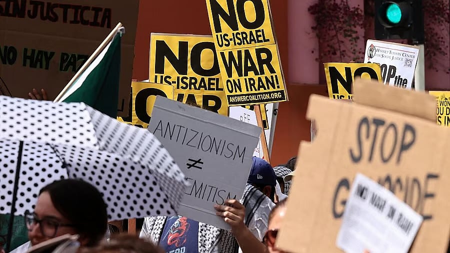 Iran-Israel War | ಮುಂದೆ ಆಗುವುದಕ್ಕೆಲ್ಲಾ ಅಮೆರಿಕವೇ ಹೊಣೆ: ಇರಾನ್