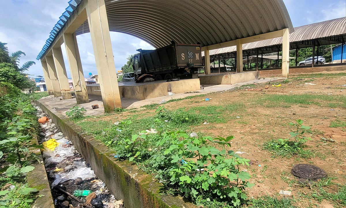 ರಿಪ್ಪನ್‌ಪೇಟೆ: ಅವ್ಯವಸ್ಥೆಯ ಆಗರ ಸಂತೆ ಮಾರುಕಟ್ಟೆ