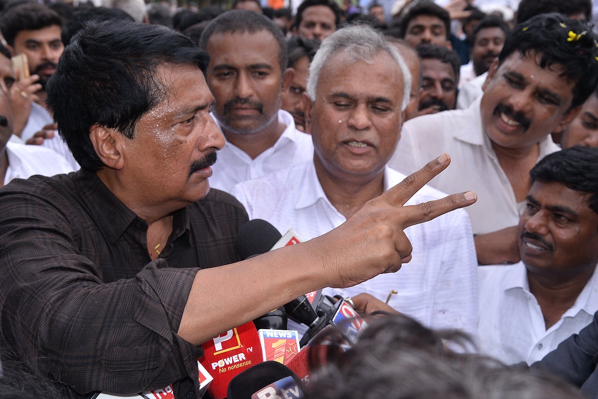 ಕೋಮುಲ್‌ನಲ್ಲಿ ಕಾಂಗ್ರೆಸ್‌ ಬೆಂಬಲಿತರ ಕಮಾಲ್‌!: 9 ನಿರ್ದೇಶಕರ ಸ್ಥಾನ ‘ಕೈ’ ವಶ