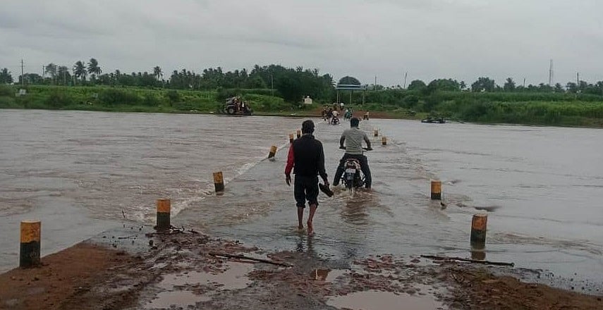 ಧಾರಾಕಾರ ಮಳೆ: ಉಕ್ಕಿ ಹರಿದ ನದಿಗಳು, ಕಾವೇರಿ ಕಣಿವೆಯಲ್ಲಿ ಪ್ರವಾಹದ ಆತಂಕ