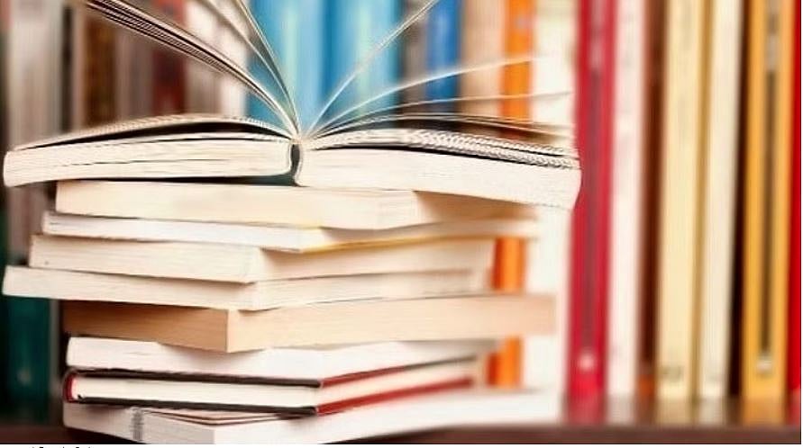 ಕೆಂಪೇಗೌಡ ಸ್ಮರಣೆ: ನೋಟ್‌ಬುಕ್‌ ವಿತರಣೆ