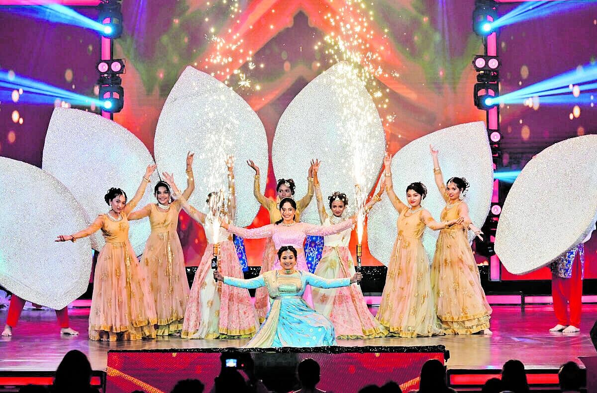 PV Kannada Cine Sammana-3: ಸಾಧಕರ ಮಂದಹಾಸ, ನೃತ್ಯದ ಸಂಭ್ರಮೋಲ್ಲಾಸ...