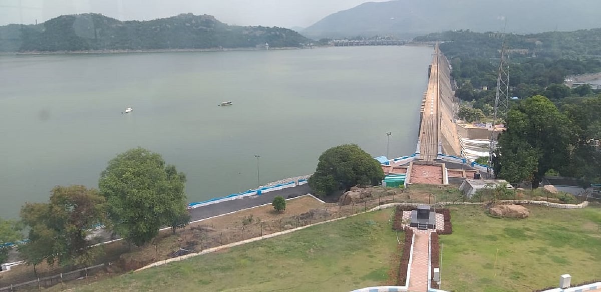 ಕಾವೇರಿ ಅಚ್ಚುಕಟ್ಟು ಪ್ರದೇಶದಲ್ಲಿ ಭಾರಿ ಮಳೆ: ಗರಿಷ್ಠ ಮಟ್ಟಕ್ಕೆ ಮೆಟ್ಟೂರು ಜಲಾಶಯ