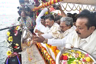  4ನೇ ಬಾರಿಗೆ ಬಾಗಿನ ಅರ್ಪಿಸಿದ ಮುಖ್ಯಮಂತ್ರಿ ಸಿದ್ದರಾಮಯ್ಯ