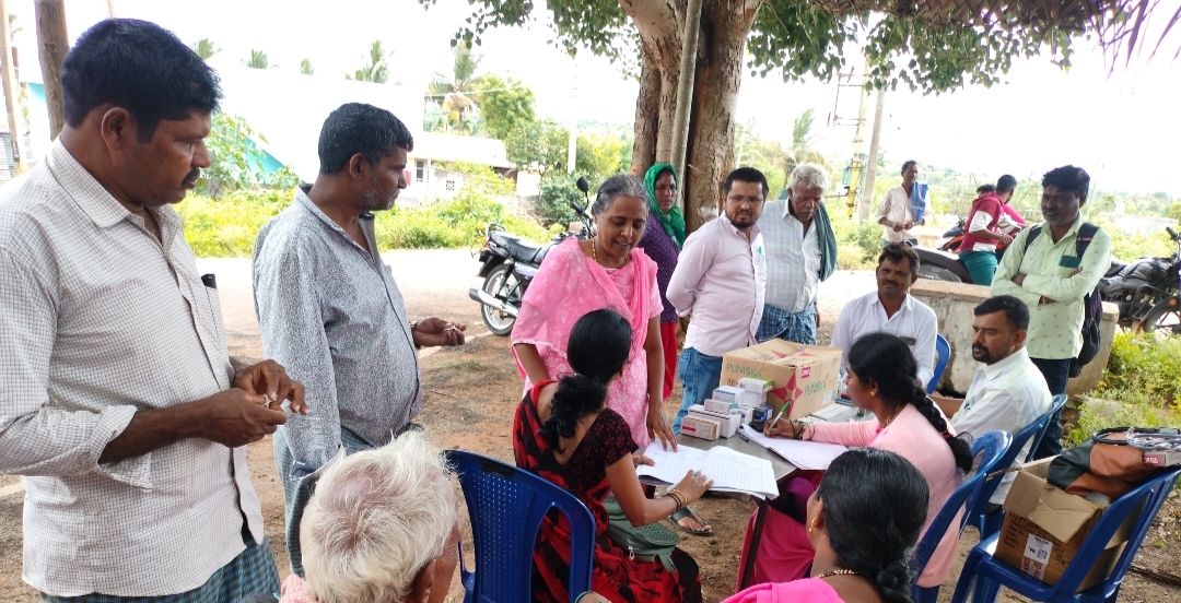 ಜಯಪುರ ಗ್ರಾಮ ಪಂಚಾಯಿತಿ ವ್ಯಾಪ್ತಿಯ ಗುಮಚನಹಳ್ಳಿ ಗ್ರಾಮದಲ್ಲಿ ನಡೆದ ಧಾರ್ತಿ ಅಭಾ ಜನಭಾಗಿದಾರಿ ಅಭಿಯಾನದಲ್ಲಿ ಜನರ ಆರೋಗ್ಯ ತಪಾಸಣೆ ನಡೆಸಲಾಯಿತು