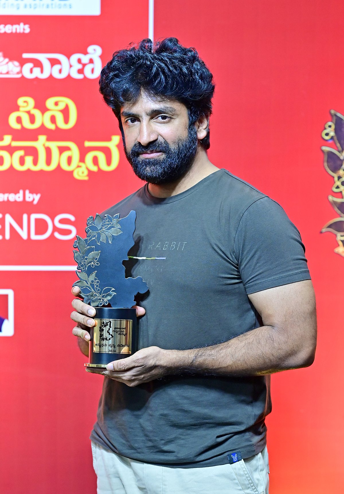 PV Cine Sammana-3: ನೃತ್ಯಸಖ ಶೇಖರ್‌ ಮಾಸ್ಟರ್‌ಗೆ ಪ್ರಶಸ್ತಿಯ ಖುಷಿ