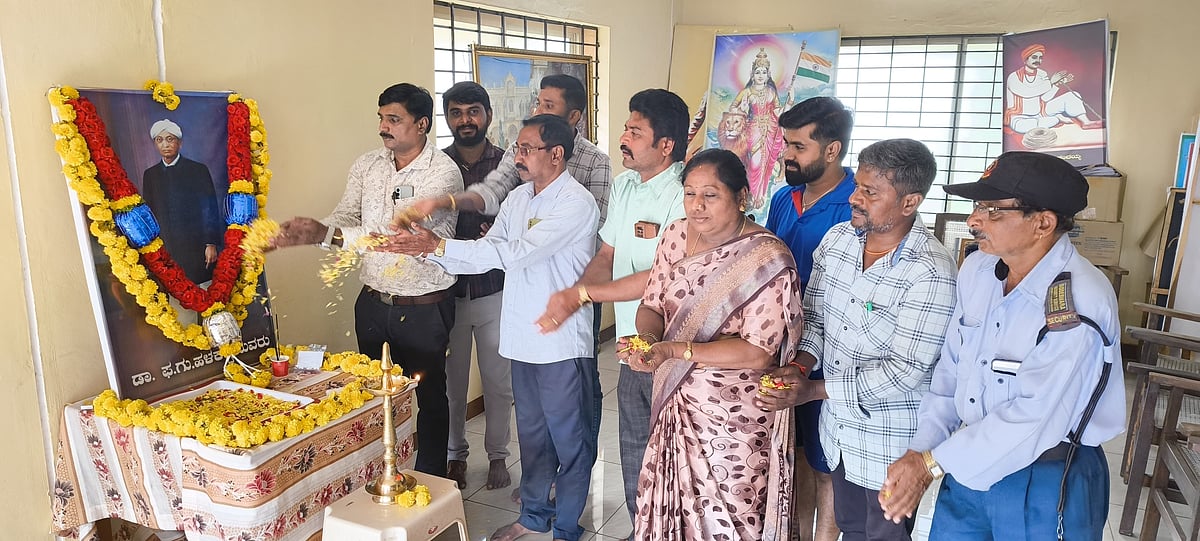 ವಚನ ಸಾಹಿತ್ಯಕ್ಕೆ ಹಳಕಟ್ಟಿ ಕೊಡುಗೆ ಅಪಾರ: ಬಿ.ವಿ. ನಂದೀಶ್