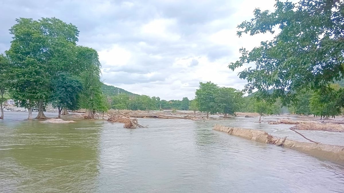 ಹೊಗೆನಕಲ್: ತೆಪ್ಪ ವಿಹಾರ ಸ್ಥಗಿತ