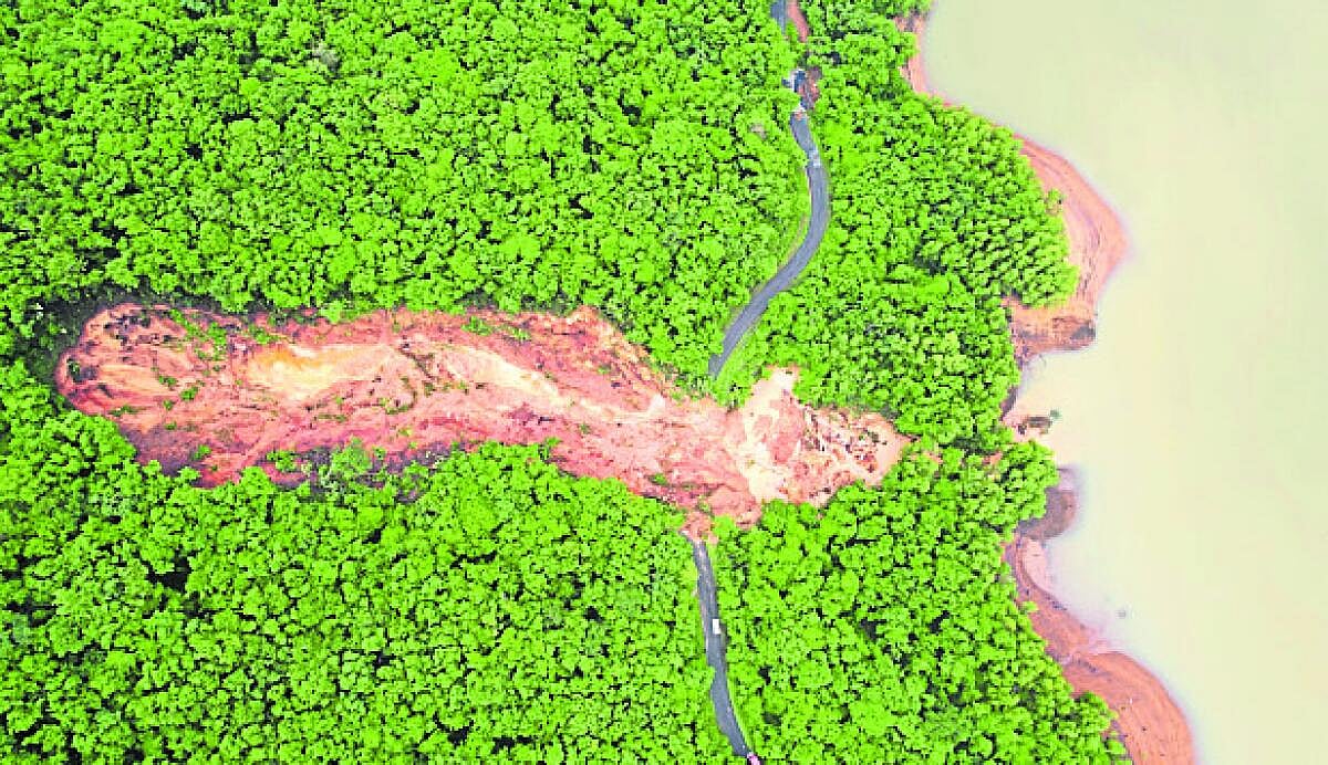 ಮಡಿಕೇರಿ, ಚಿಕ್ಕಮಗಳೂರು ಧಾರಾಕಾರ ಮಳೆ