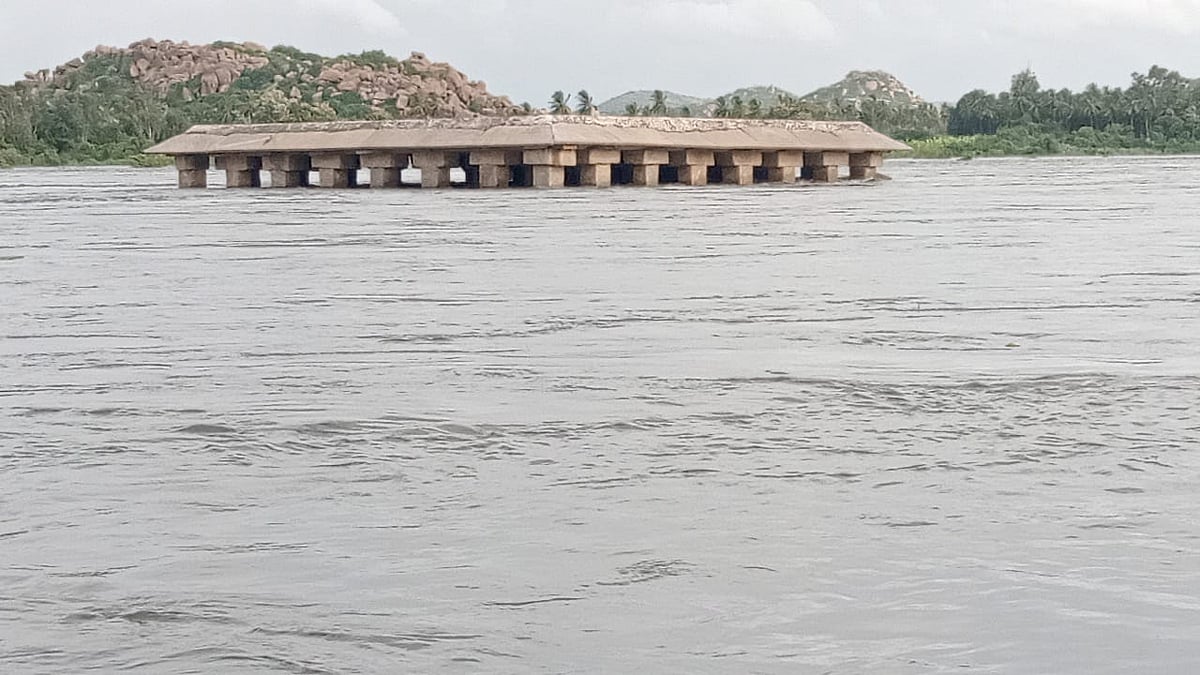 ಗಂಗಾವತಿ: ಕೃಷ್ಣದೇವರಾಯನ ಸಮಾಧಿ ಭಾಗಶಃ ಮುಳುಗಡೆ