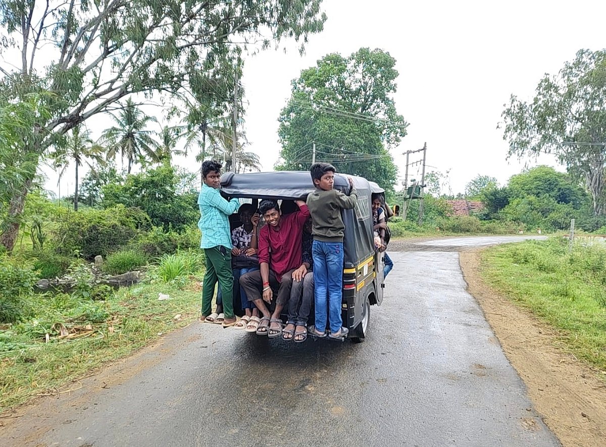 ಚಿಕ್ಕನಾಯಕನಹಳ್ಳಿ: ಸಾರಿಗೆ ಸೌಲಭ್ಯವಿಲ್ಲದೆ ಪರದಾಟ
