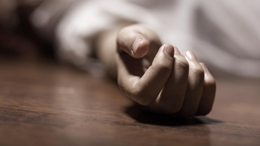 ರಾಣೆಬೆನ್ನೂರು: ಮೊಬೈಲ್‌ನಲ್ಲಿ ಹೆಚ್ಚು ಮಾತಾಡಿದ್ದಕ್ಕೆ ಕೊಲೆ