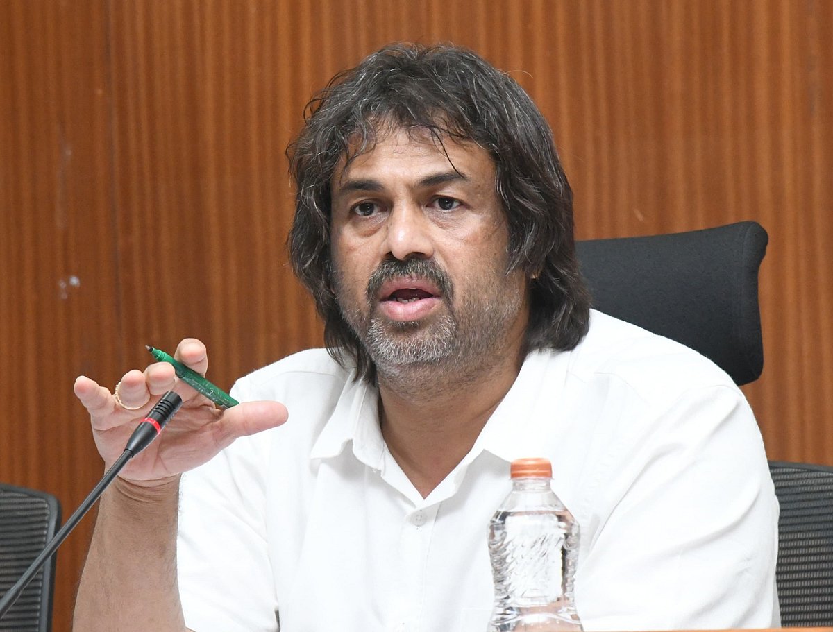 500 ಕರ್ನಾಟಕ ಪಬ್ಲಿಕ್ ಶಾಲೆಗಳಿಗೆ ₹2,500 ಕೋಟಿ ಅನುದಾನ: ಮಧು ಬಂಗಾರಪ್ಪ