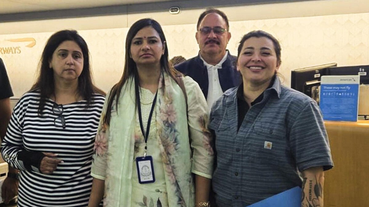 ಚಿನ್ನ ಕಳ್ಳ ಸಾಗಣೆ: 25 ವರ್ಷಗಳಿಂದ USನಲ್ಲಿ ತಲೆಮರೆಸಿಕೊಂಡಿದ್ದ ಮೋನಿಕಾ ಬಂಧನ