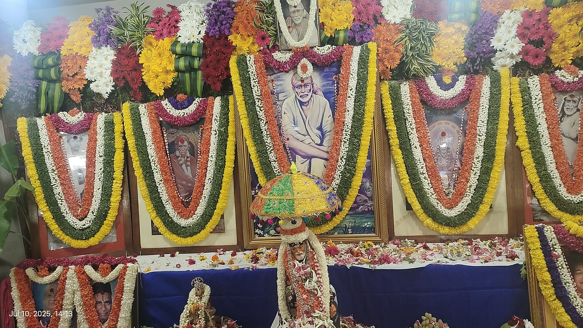 ದೇವನಹಳ್ಳಿ: 50ನೇ ವರ್ಷದ ಗುರು ಪೂರ್ಣಿಮೆ ಸಂಭ್ರಮ