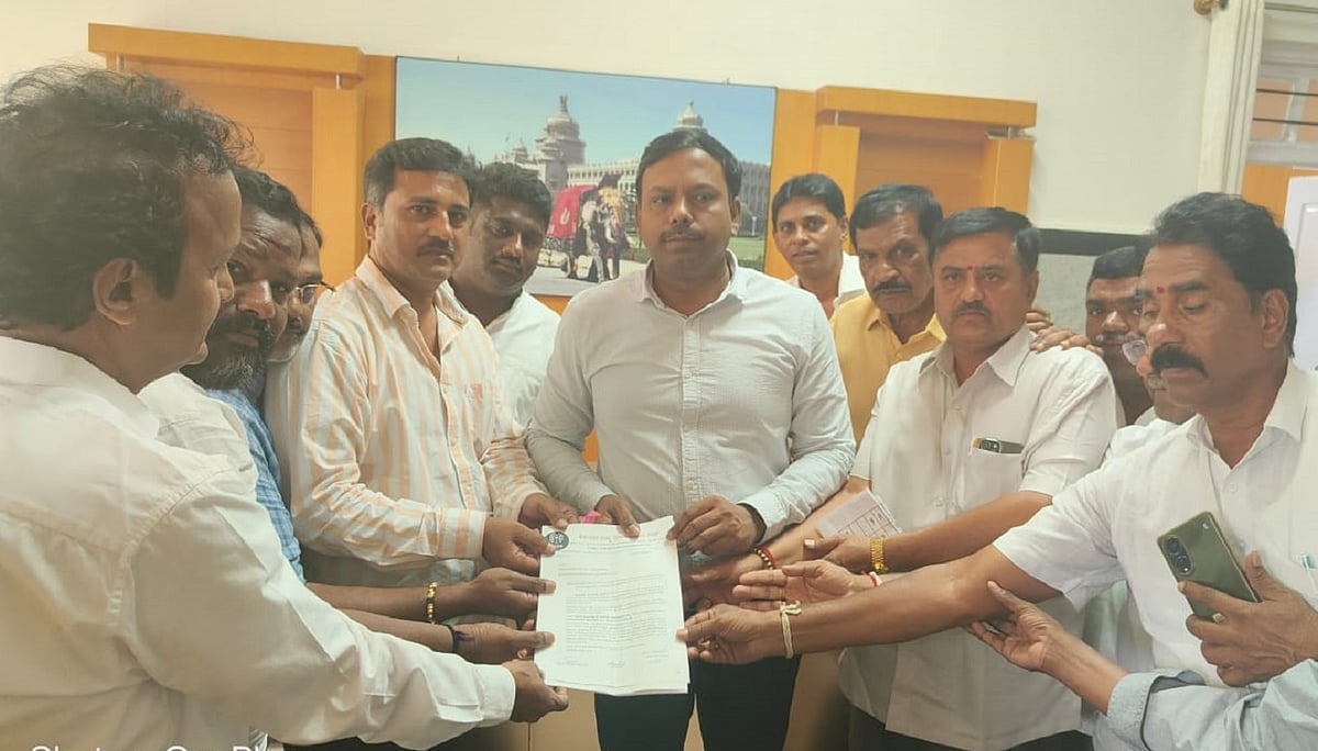 ಸನ್ನದ್ದುದಾರರಿಗೆ ಕಮಿಷನ್ ಹೆಚ್ಚಳಕ್ಕೆ ಒತ್ತಾಯ