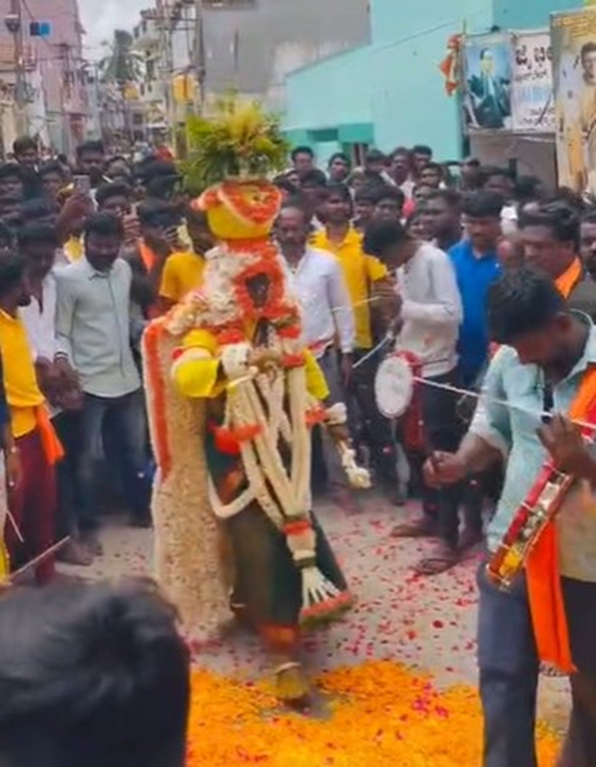 ರಾಮನಗರ: ಅದ್ಧೂರಿ ಗಿಂಡಿ ಕರಗ ಮಹೋತ್ಸವ
