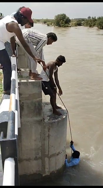 ಕೃಷ್ಣಾ ನದಿಗೆ ತಳ್ಳಿ ಕೊಲ್ಲಲು ಯತ್ನಿಸಿದ ಪತ್ನಿ: ಪತಿಯ ಆರೋಪ