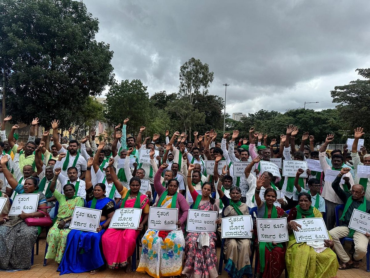 ದೇವನಹಳ್ಳಿ | ರೈತರ ಪ್ರತಿಭಟನೆ: 449 ಎಕರೆ ನೀಡಲು ಸಿದ್ಧ; ಸಿಎಂಗೆ ಮನವಿ