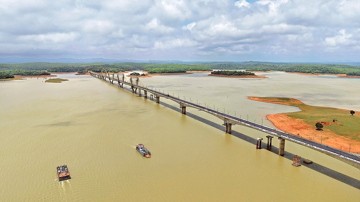 ಸಿಗಂದೂರು ಬಳಿಯ ತೂಗು ಸೇತುವೆ ಸಿದ್ಧ: ದ್ವೀಪವೂ.. ಸೇತುವೆಯೂ.. ಬಿಡುಗಡೆಯೂ..
