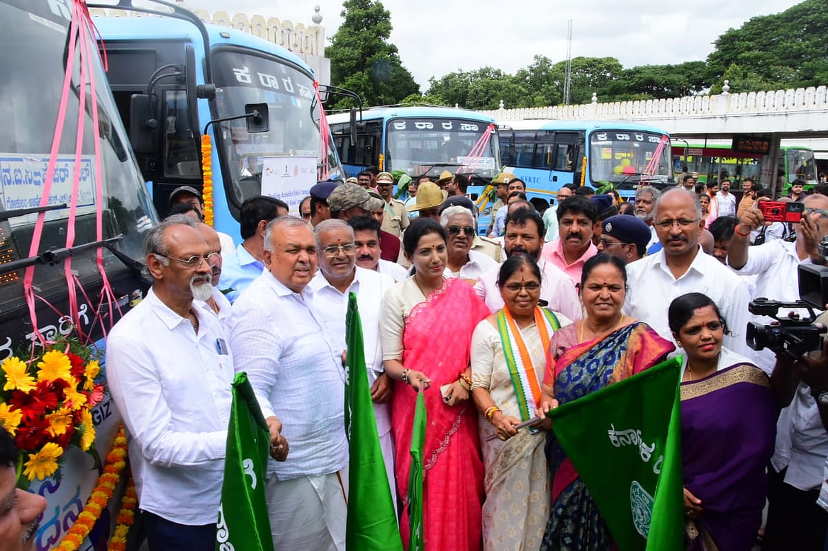 ಮೈಸೂರು: ನಗರ ಸಾರಿಗೆ ಬಸ್‌ಗಳಲ್ಲಿ 'ಧ್ವನಿ ಸ್ಪಂದನ' ಸೇವೆಗೆ ಚಾಲನೆ