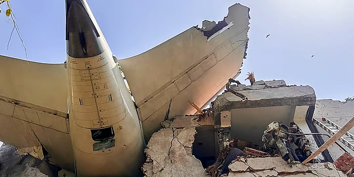 ವಿಮಾನ ದುರಂತ| ತನಿಖೆ ಪೂರ್ಣಗೊಳ್ಳುವವರೆಗೆ ಯಾವುದೇ ತೀರ್ಮಾನಕ್ಕೆ ಬರಬೇಡಿ: AAIB