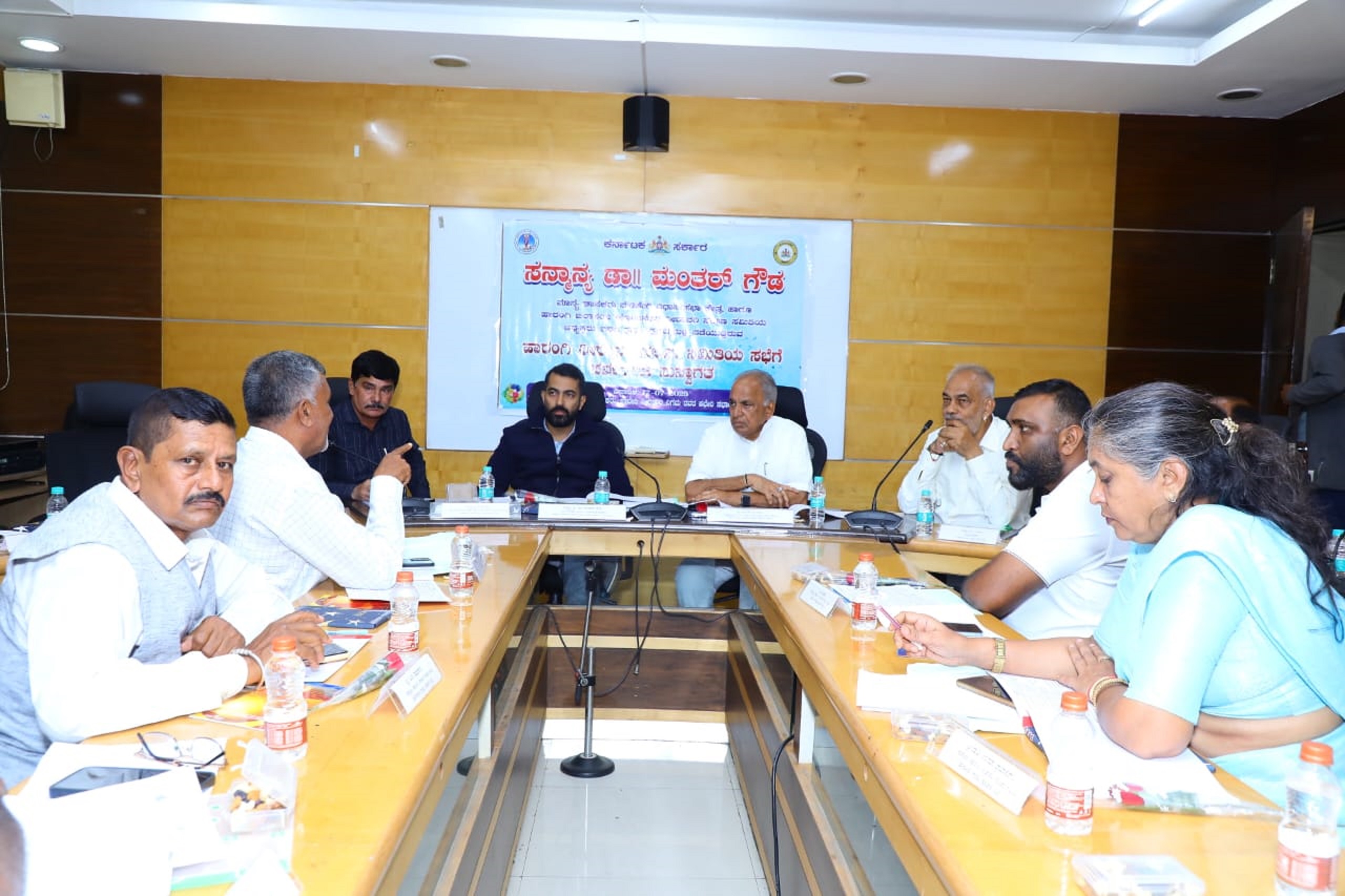 ಶಾಸಕ ಡಾ.ಮಂತರ್‌ಗೌಡ ಅವರ ಅಧ್ಯಕ್ಷತೆಯಲ್ಲಿ ಬೆಂಗಳೂರಿನಲ್ಲಿ ಹಾರಂಗಿ ನೀರಾವರಿ ಸಲಹಾ ಸಮಿತಿ ಸಭೆ ಗುರುವಾರ ನಡೆಯಿತು