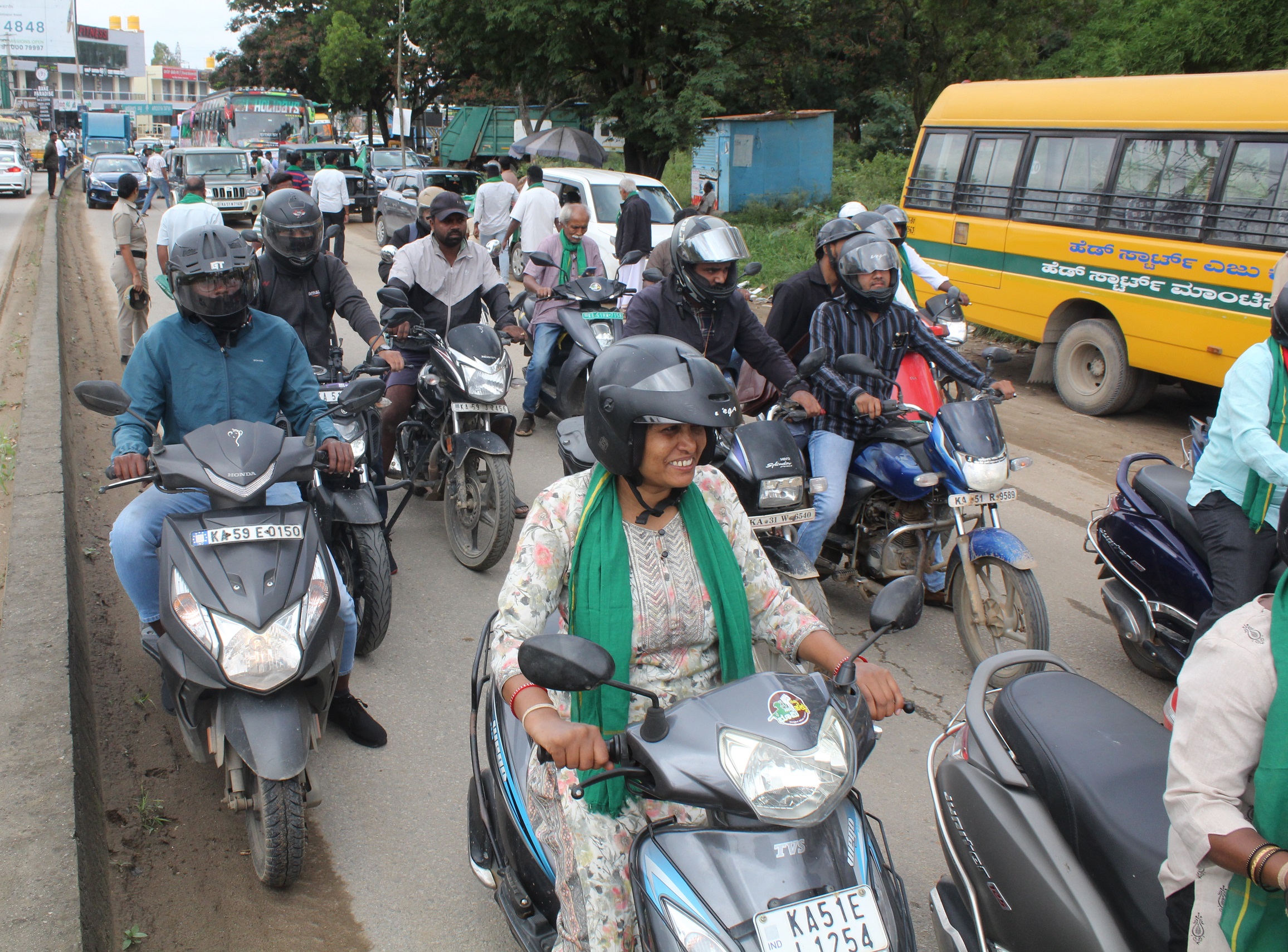 ಭೂಸ್ವಾಧೀನ ವಿರೋಧಿಸಿ ರೈತರಿಂದ ಬೈಕ್‌ ರ್‍ಯಾಲಿ