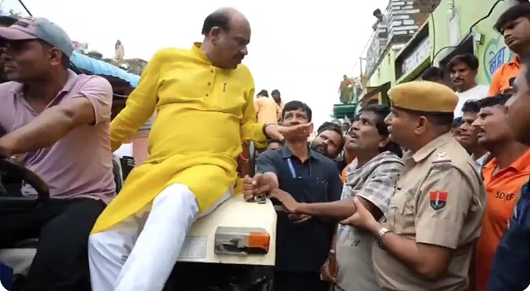 ಕೋಟ | ನೆರೆಪೀಡಿತ ಗ್ರಾಮಕ್ಕೆ ಟ್ರ್ಯಾಕ್ಟರ್‌ನಲ್ಲಿ ತೆರಳಿದ ಸ್ಪೀಕರ್ ಓಂ ಬಿರ್ಲಾ