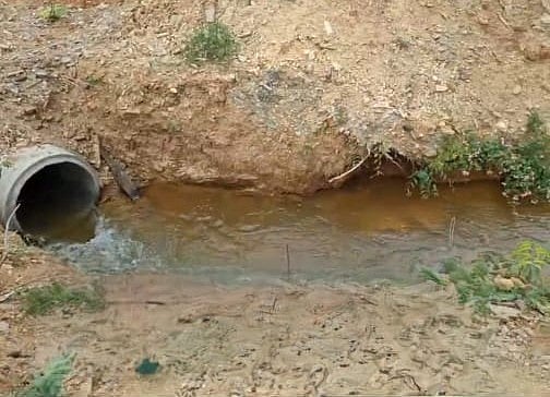 ಹಿರಿಯೂರು | ವಾಣಿವಿಲಾಸ ನಾಲೆಗಳ ನೀರಿಗೆ ಕನ್ನ; ಕ್ರಮಕ್ಕೆ ಆಗ್ರಹ 