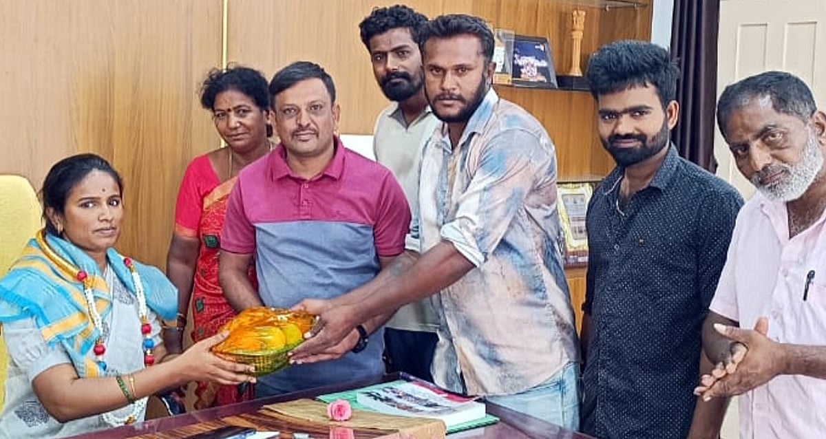 ಜನರಿಂದ ದೂರು ಬಾರದಂತೆ ನೋಡಿಕೊಳ್ಳಿ: ಚೇತನಾ ಯಾದವ್‌