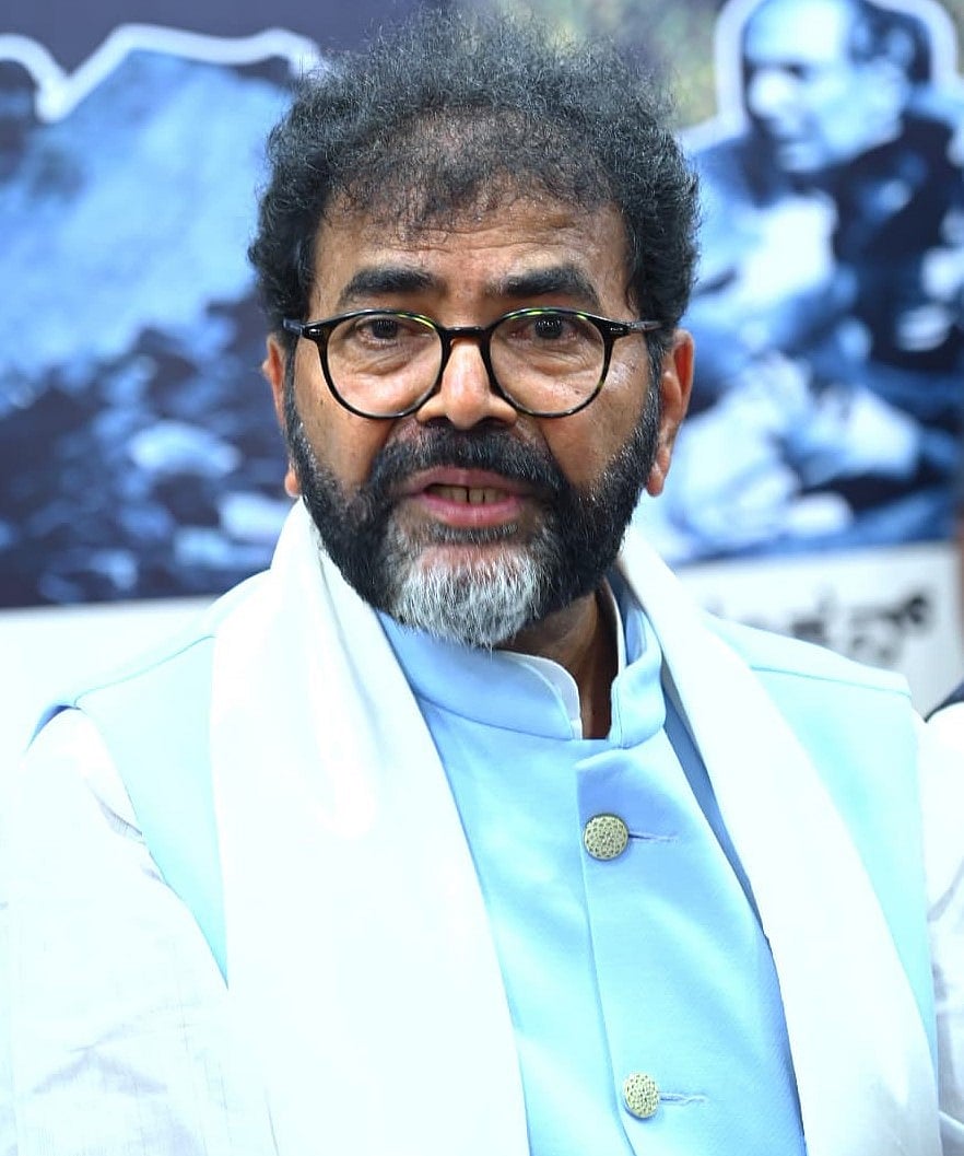 ಸಿದ್ದರಾಮಯ್ಯ ಪ್ರಧಾನಿ ಅಭ್ಯರ್ಥಿಯಾಗಲಿ: ಛಲವಾದಿ ನಾರಾಯಣಸ್ವಾಮಿ 