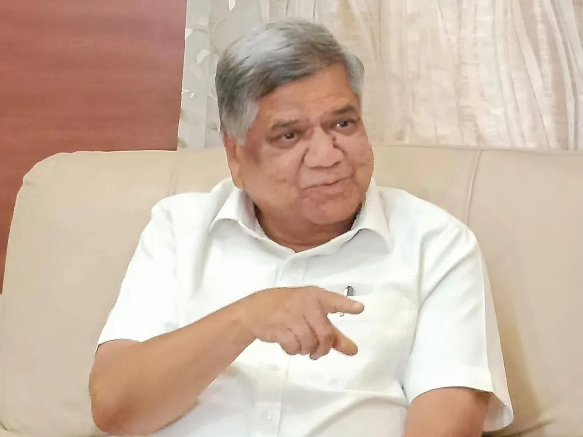 ಸಿದ್ದರಾಮಯ್ಯ–ಡಿಕೆಶಿ ಗುದ್ದಾಟ; ಯಾವುದೇ ಸಂದರ್ಭದಲ್ಲಿ ಸರ್ಕಾರ ಪತನ: ಶೆಟ್ಟರ್‌