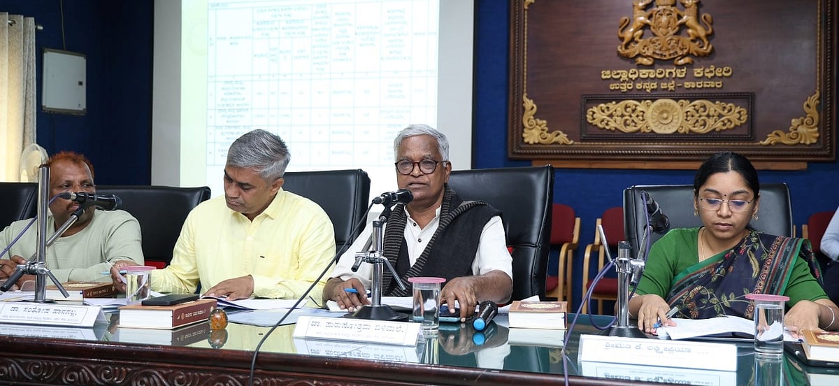 ಆಡಳಿತದಲ್ಲಿ ಕನ್ನಡಕ್ಕೆ ಪ್ರಾಶಸ್ತ್ಯ ಕುಗ್ಗದಿರಲಿ: ಪುರುಷೋತ್ತಮ ಬಿಳಿಮಲೆ ಸೂಚನೆ