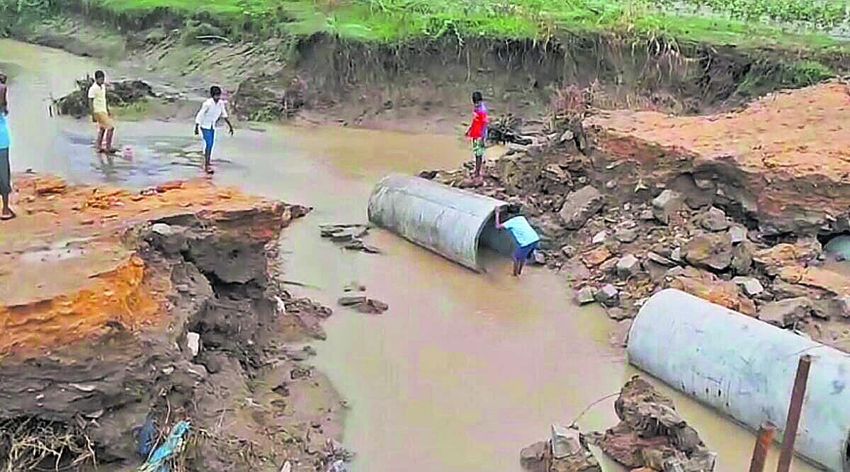 ರಾಯಚೂರು | ಕೇಂದ್ರ ಸ್ಥಾನದಲ್ಲಿ ಇದ್ದು ಕಾರ್ಯ ನಿರ್ವಹಿಸಿ: ಜಿಲ್ಲಾಧಿಕಾರಿ ನಿತೀಶ್