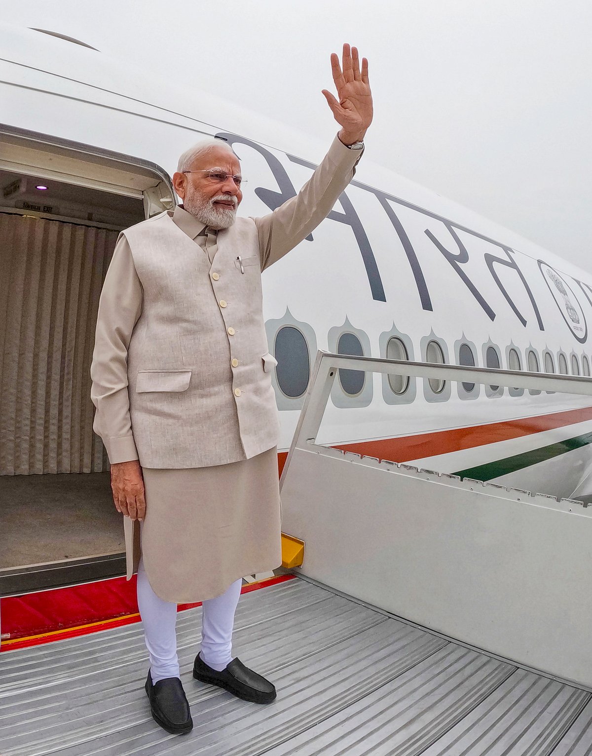 5 ದೇಶಗಳಿಗೆ ಮೋದಿ ಪ್ರವಾಸಕ್ಕೆ ₹67 ಕೋಟಿ ವೆಚ್ಚ!