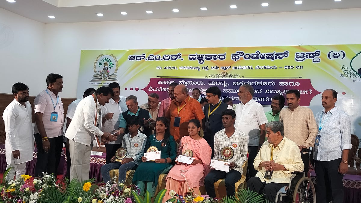 ಹಾಸನ | ವಿದ್ಯಾರ್ಥಿಗಳಲ್ಲಿ ಸಾಧಿಸುವ ಛಲವೂ ಬೇಕು: ಎಚ್.ಎಂ. ರೇವಣ್ಣ