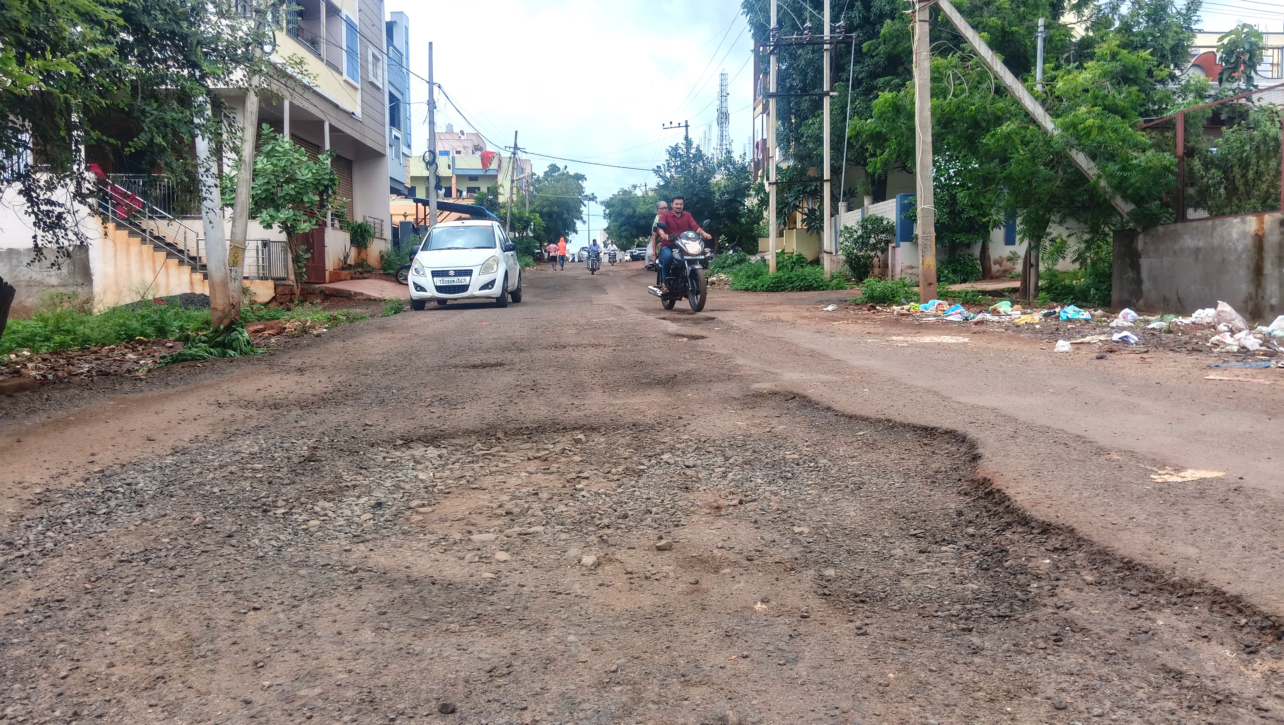 ಬೀದರ್‌ನ ಗುಂಪಾದಿಂದ ಮೌನೇಶ್ವರ ದೇವಸ್ಥಾನಕ್ಕೆ ತೆರಳುವ ರಸ್ತೆ ಸಂಪೂರ್ಣ ಕಿತ್ತುಕೊಂಡು ಹೋಗಿದೆ 