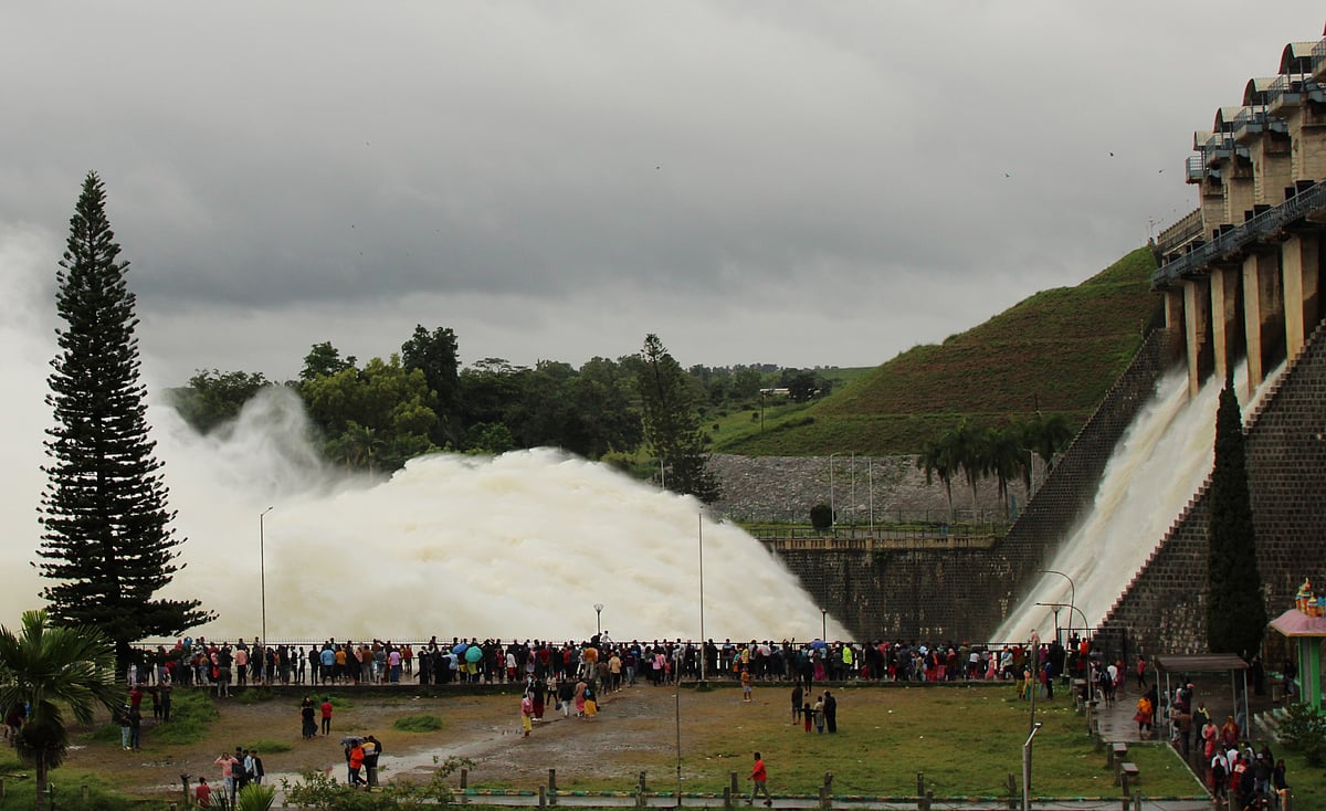 ಪಶ್ಚಿಮ ಘಟ್ಟದಲ್ಲಿ ನಿರಂತರ ಮಳೆ: ಹೆಚ್ಚಿದ ಒಳಹರಿವು; ಹೇಮೆಗೆ ನೀರು‌