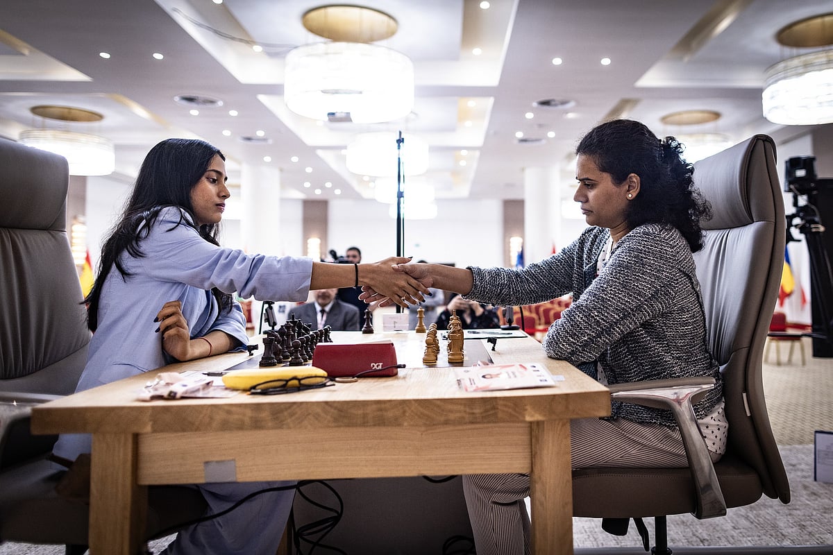 ಮಹಿಳಾ ವಿಶ್ವಕಪ್‌ ಚೆಸ್‌: ಹಂಪಿ– ದಿವ್ಯಾ ಫೈನಲ್‌ ಟೈಬ್ರೇಕರ್‌ಗೆ