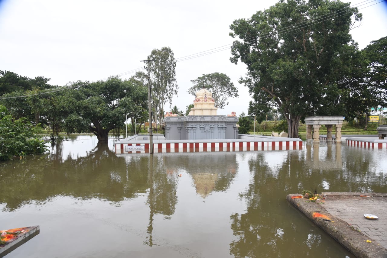ನಂಜನಗೂಡಿನ ಪರಶುರಾಮ ದೇವಾಲಯ ಕಪಿಲಾ ನದಿ ಪ್ರವಾಹದಿಂದ ಮುಳುಗಿದೆ