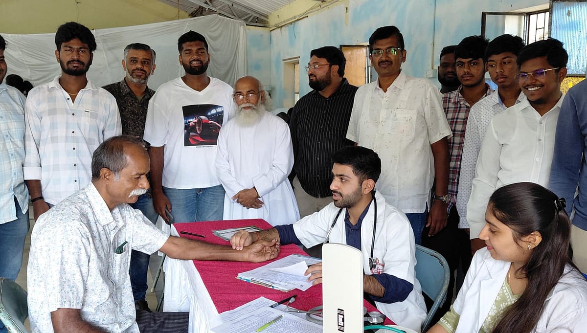 ಕೆ.ಆರ್.ಪುರ | ಲೂರ್ದು ಮಾತೆ ಯುವಕರ ತಂಡದಿಂದ ಅರೋಗ್ಯ ಶಿಬಿರ