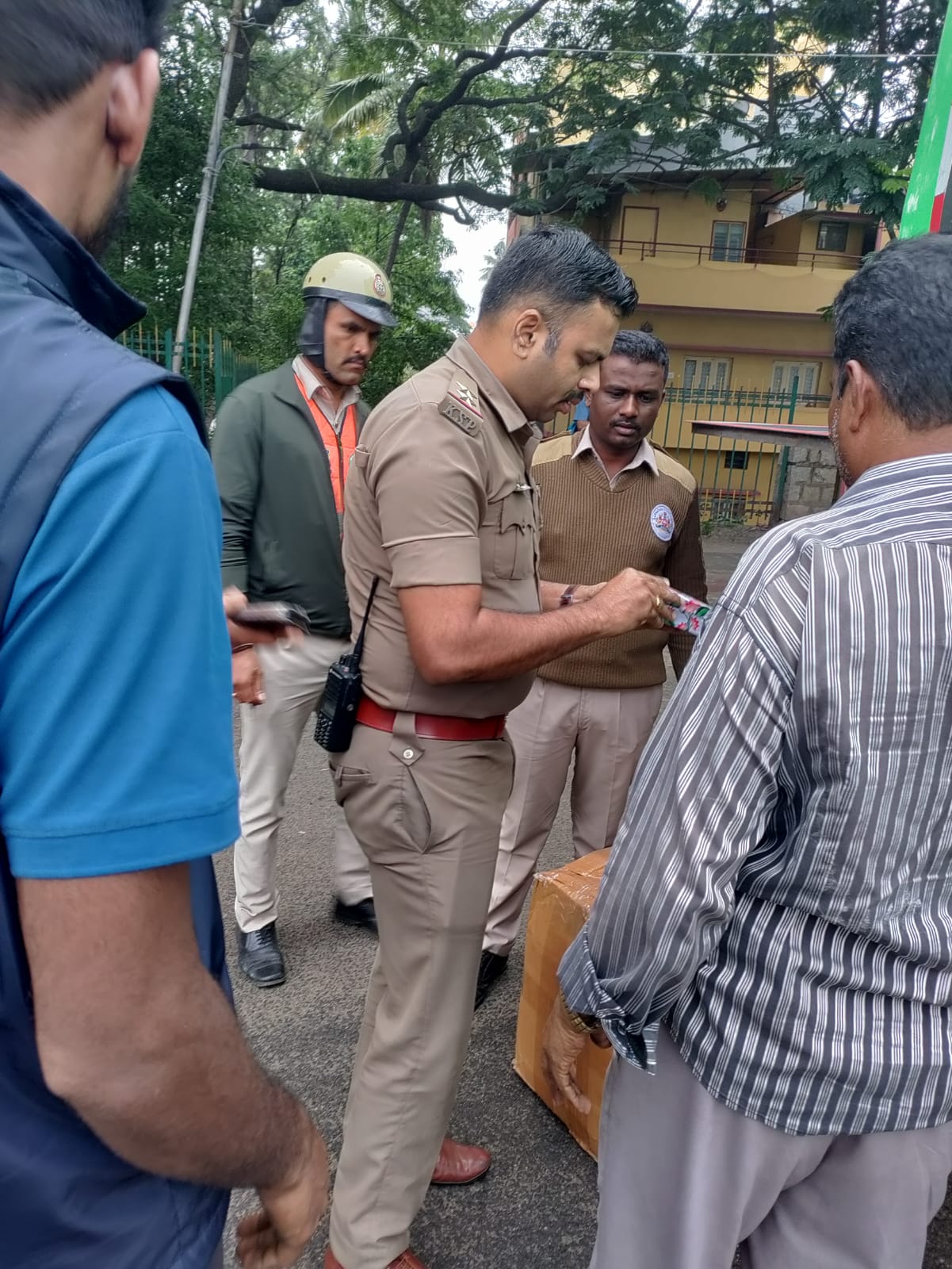 ಡ್ರಗ್ಸ್ ವಿರುದ್ಧದ ಕಾರ್ಯಾಚರಣೆ ನಡೆಸಿದ ಪಶ್ಚಿಮ ವಿಭಾಗದ ಪೊಲೀಸರು 