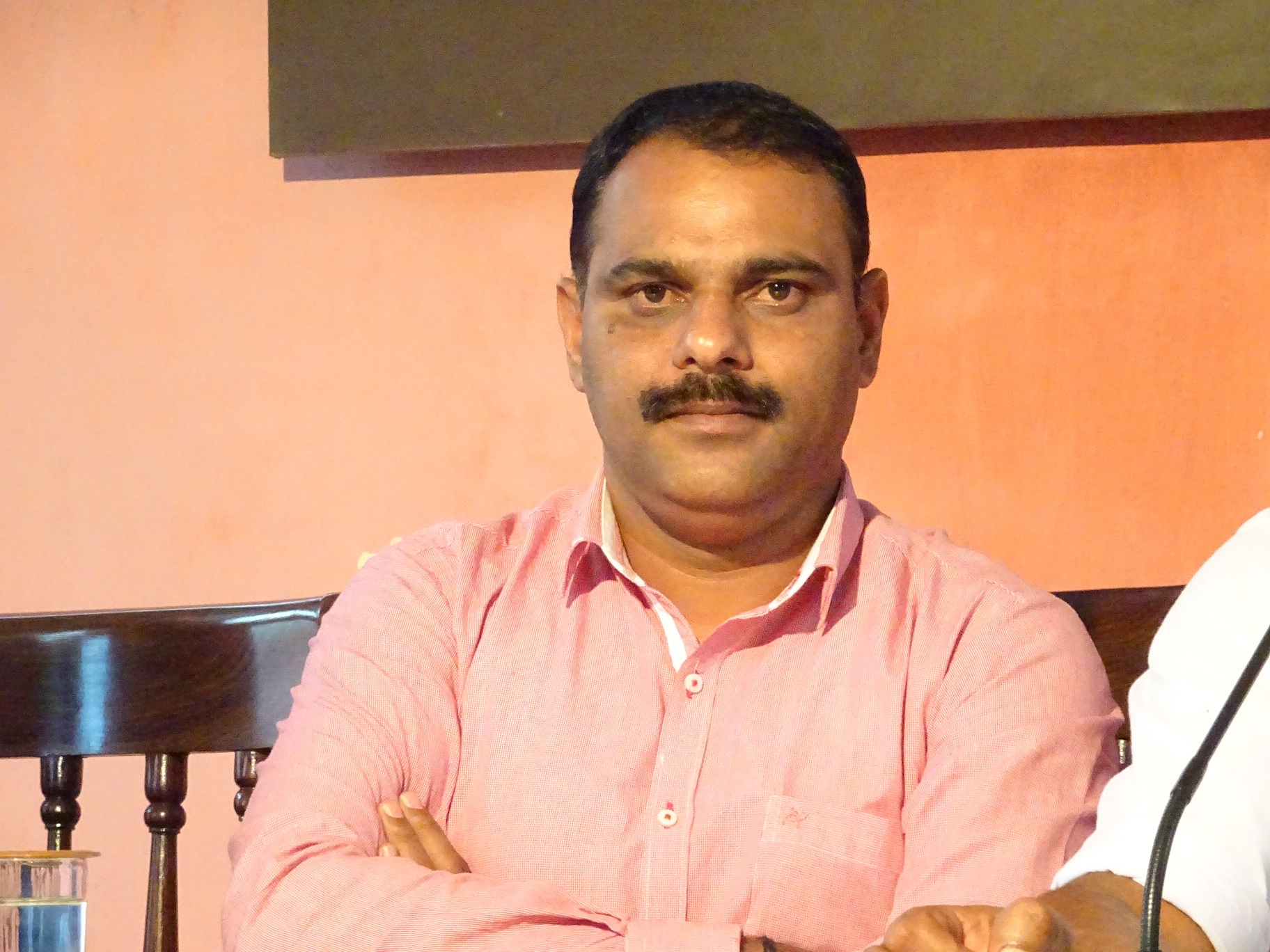 ಮಹೇಶ್‌ ಜೈನಿ