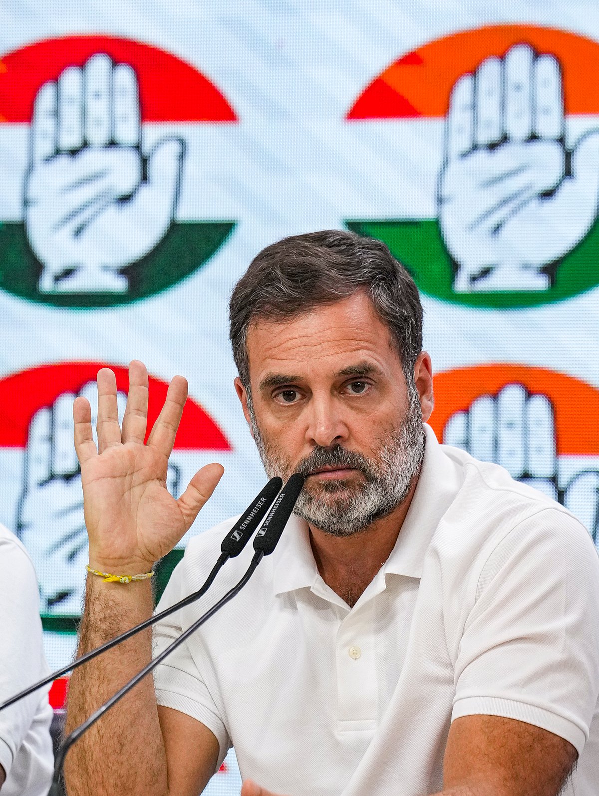 ದೇಶದ ಆರ್ಥಿಕತೆ ಸತ್ತಿರುವುದು ಸತ್ಯ: ರಾಹುಲ್ ಗಾಂಧಿ 